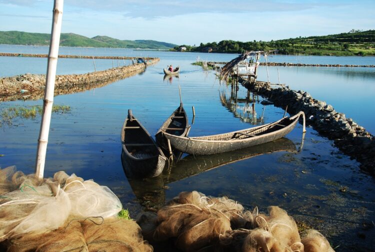 Fishermen's life on the lagoon